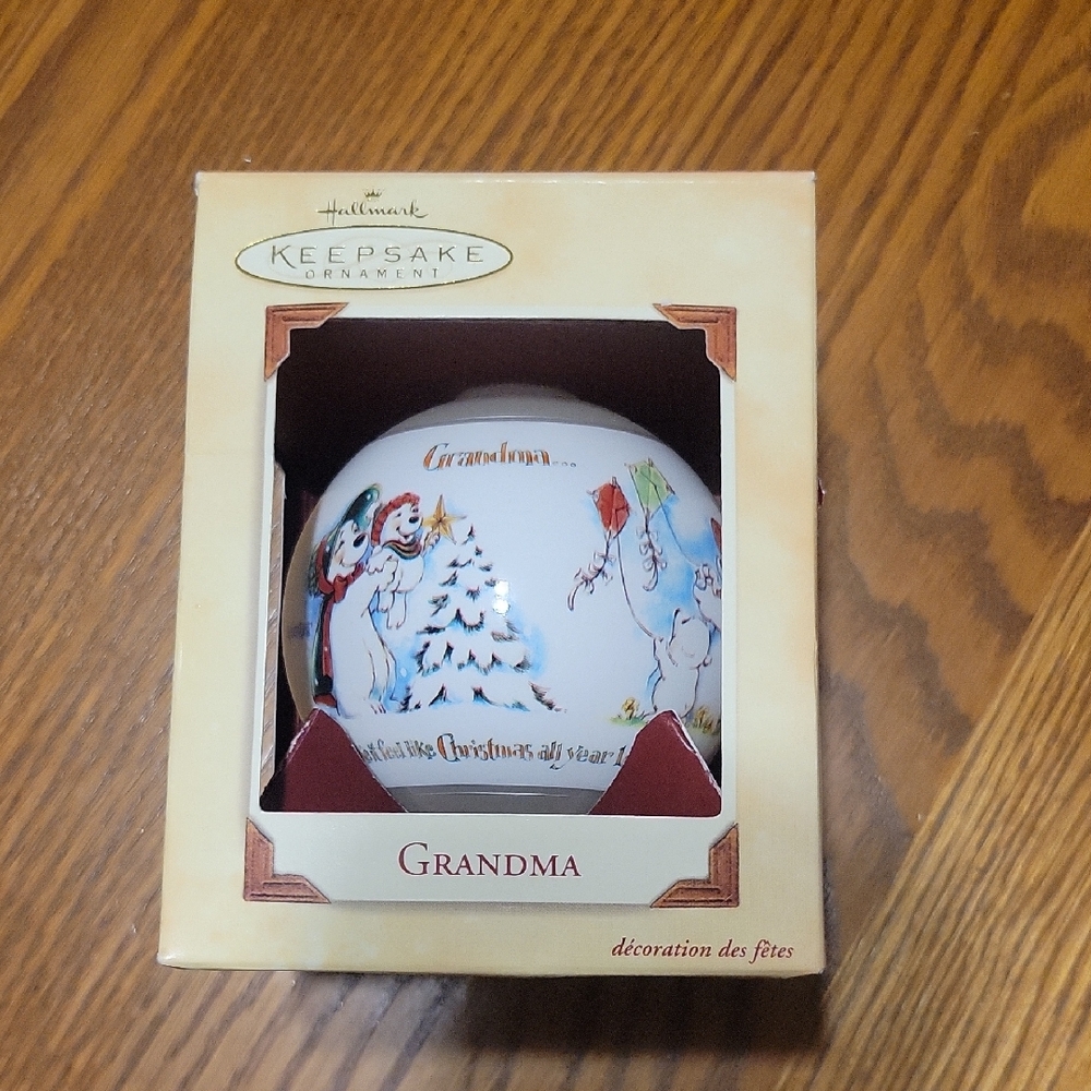 Hallmark Keepsake Ornament - Grandma - Vintage 2002